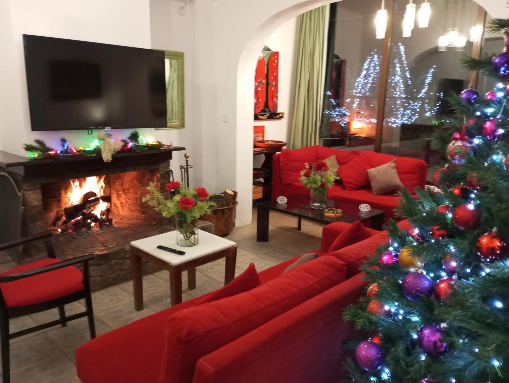 Hotel Xenonas Κithαiron Vília Esterno foto