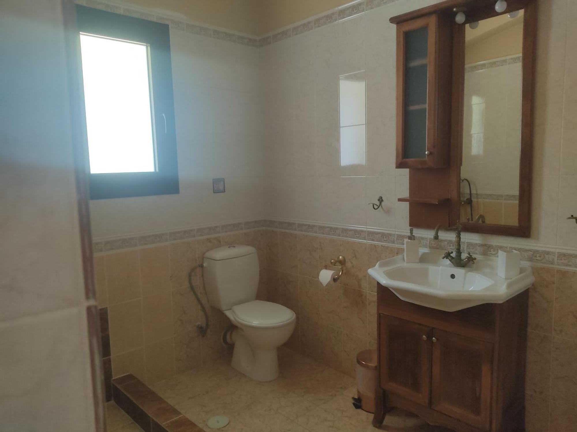 Hotel Xenonas Κithαiron Vília Esterno foto
