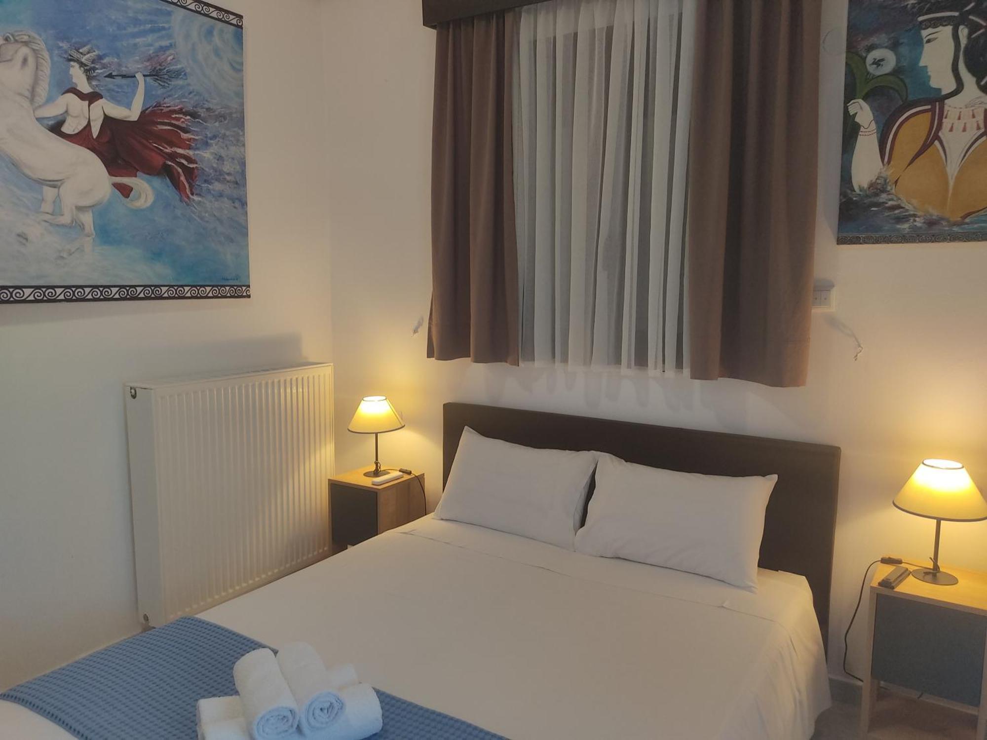 Hotel Xenonas Κithαiron Vília Esterno foto